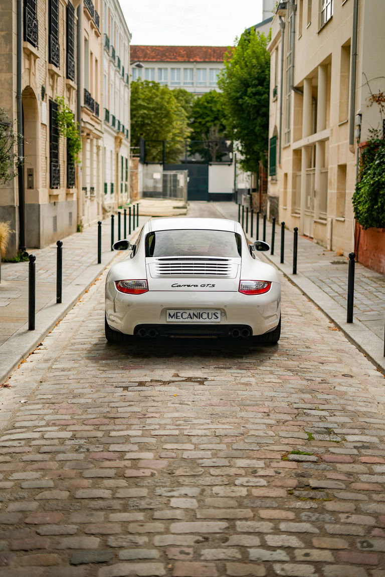 Porsche 997.2 Carrera GTS