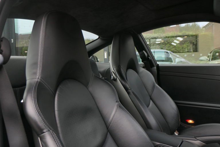 Porsche 997.2 Carrera 4 GTS