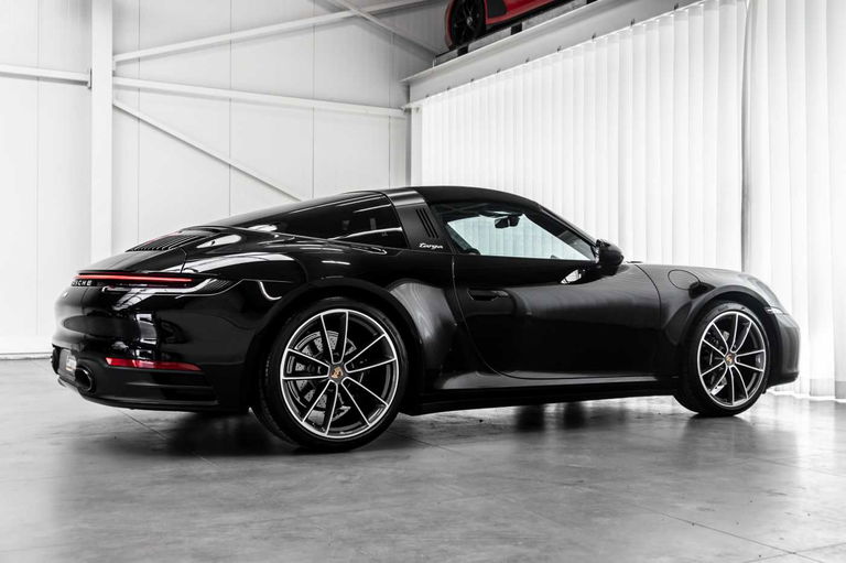 Porsche 992 Targa 4