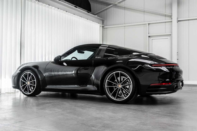 Porsche 992 Targa 4