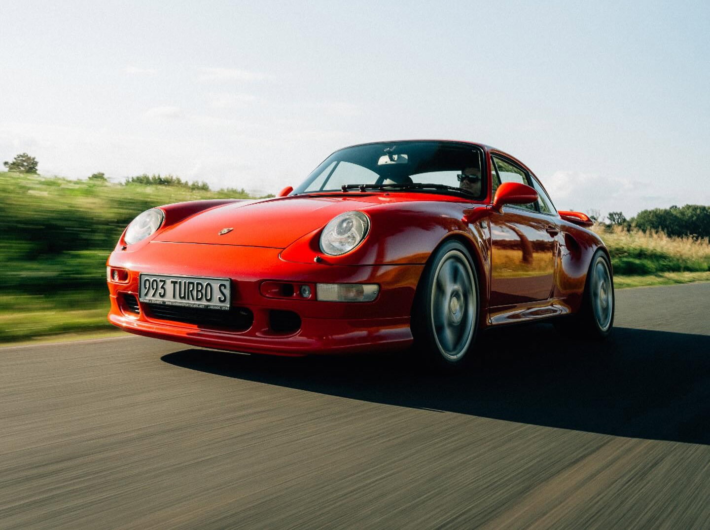 エスページ Porsche 993 Turbo S 1998 - elferspot.com - Marketplace for Porsche