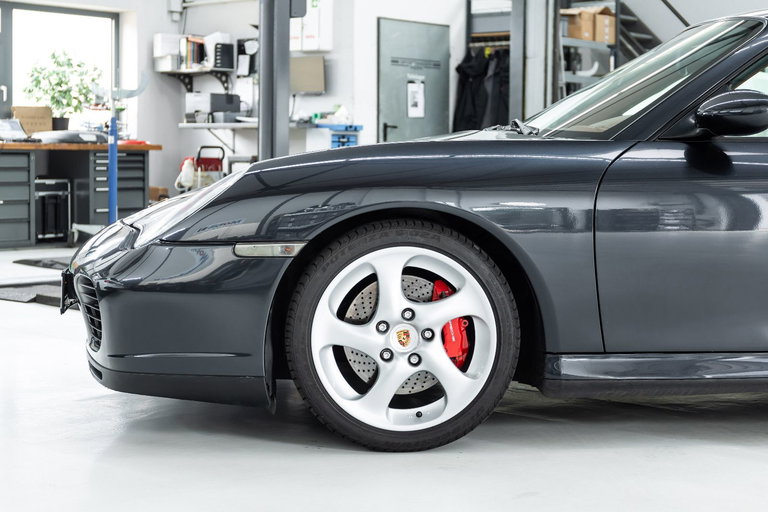 Porsche 996 Carrera 4S