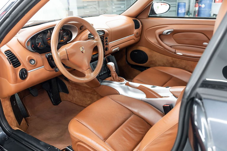 Porsche 996 Carrera 4S