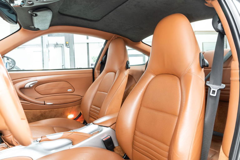 Porsche 996 Carrera 4S