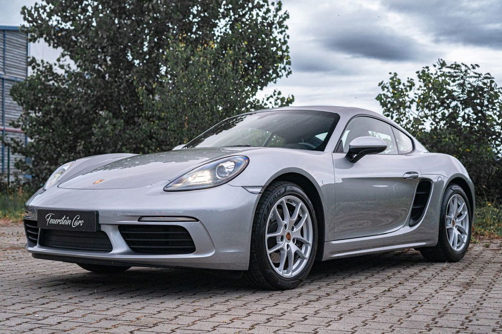 Porsche 718 Cayman
