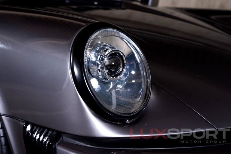 Porsche 911 Carrera 3.2 (US)