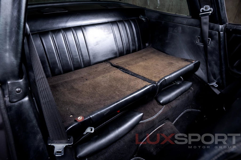 Porsche 911 Carrera 3.2 (US)