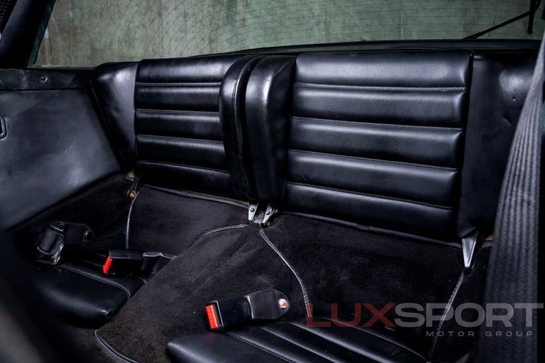 Porsche 911 Carrera 3.2 (US)