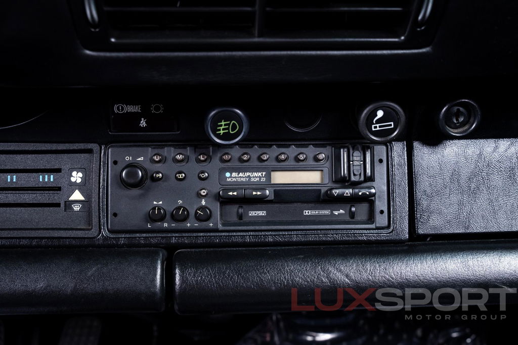 Porsche 911 Carrera 3.2 (US)