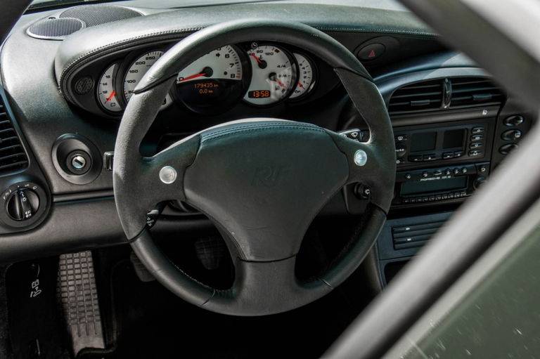 Porsche 996 Carrera 4S