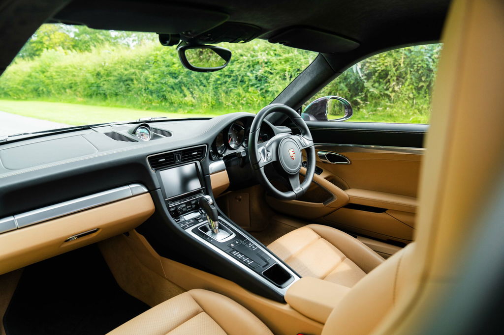 Porsche 991 Carrera