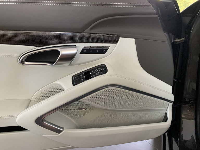 Porsche 991 Carrera