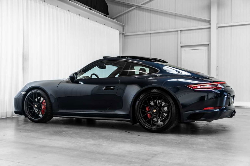 Porsche 991.2 Carrera 4 GTS