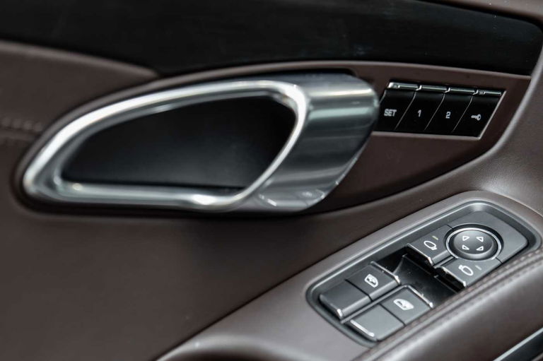 Porsche 991.2 Carrera 4 GTS