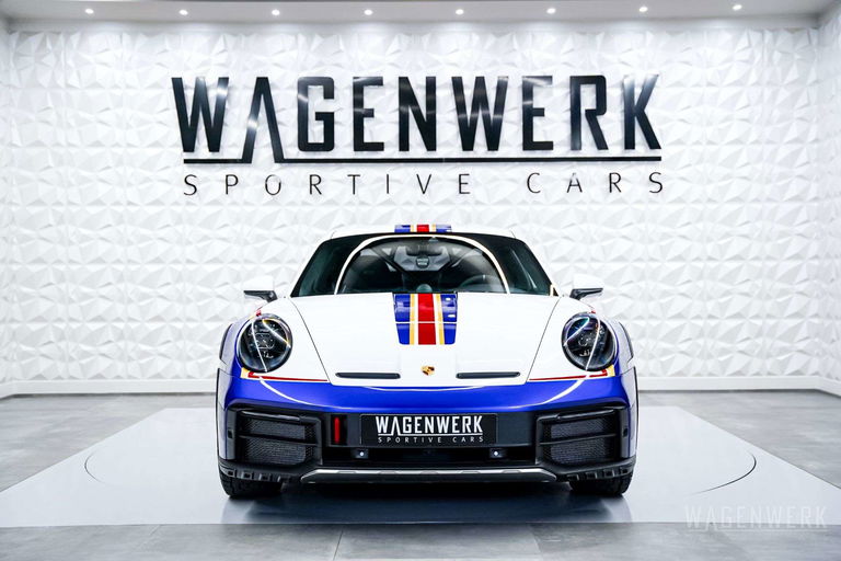 Porsche 911 Dakar