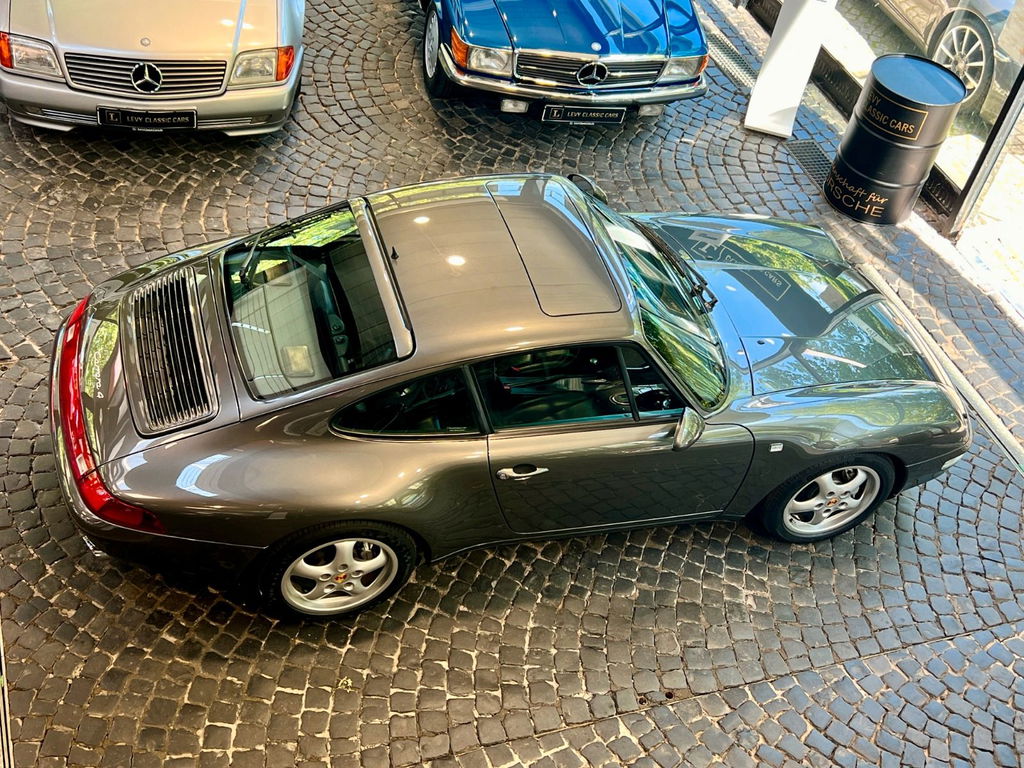 Porsche 993 Carrera 4