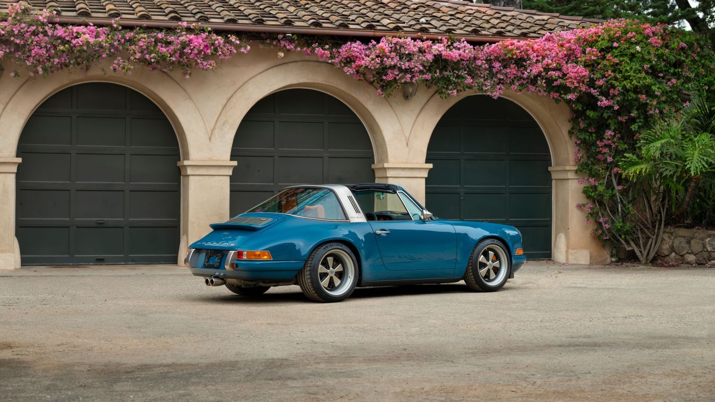 Porsche 911 Reimagined by Singer 1990 - elferspot.com