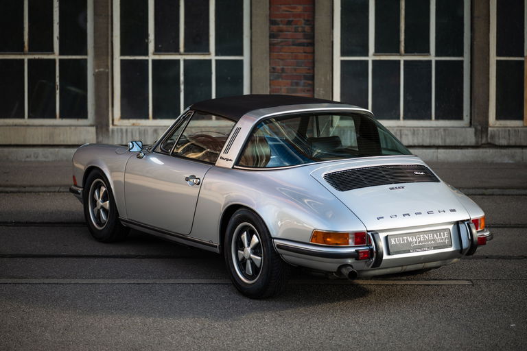 Porsche 911 T (US)