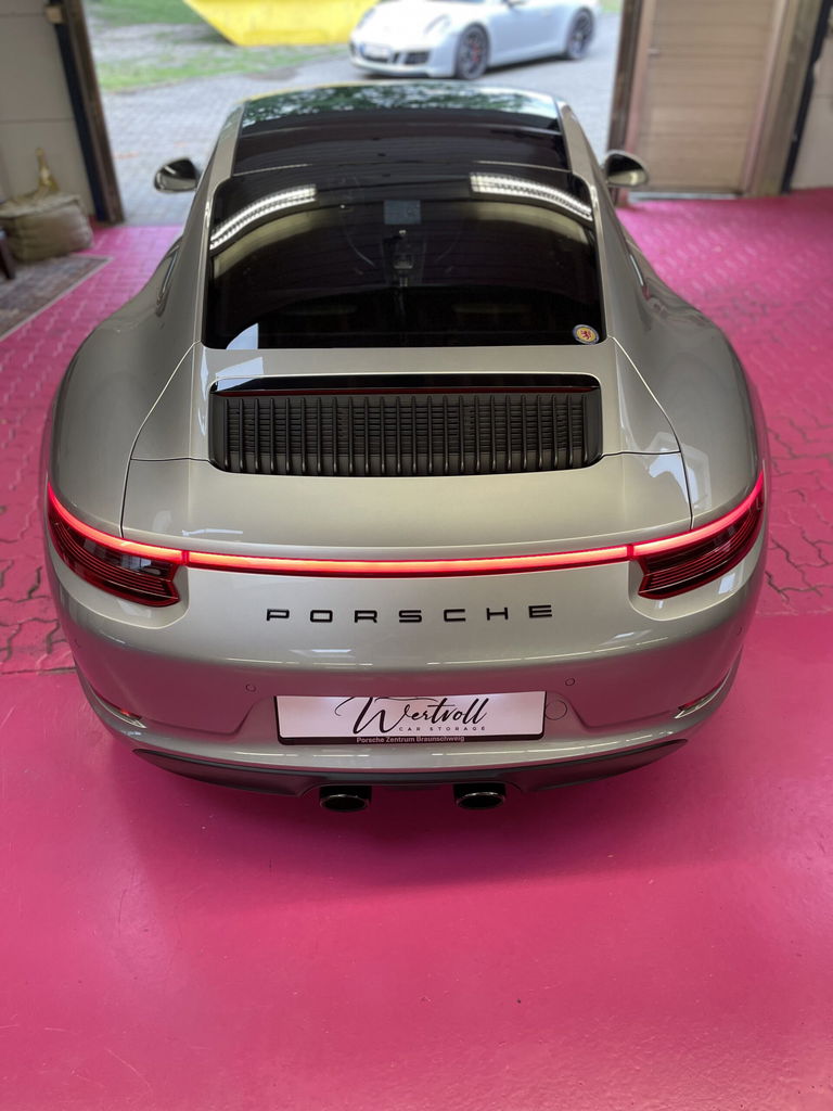 Porsche 991.2 Carrera 4 GTS