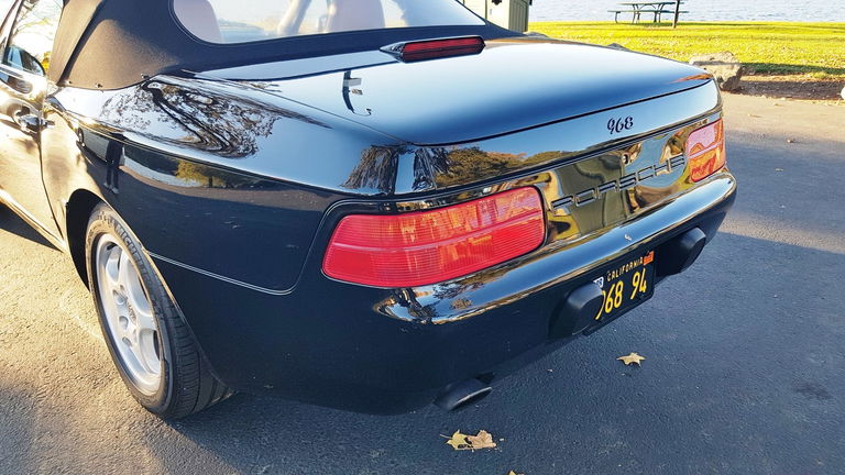 Porsche 968