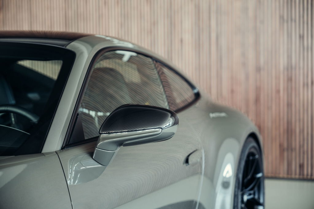 Porsche 992 GT3 Touring