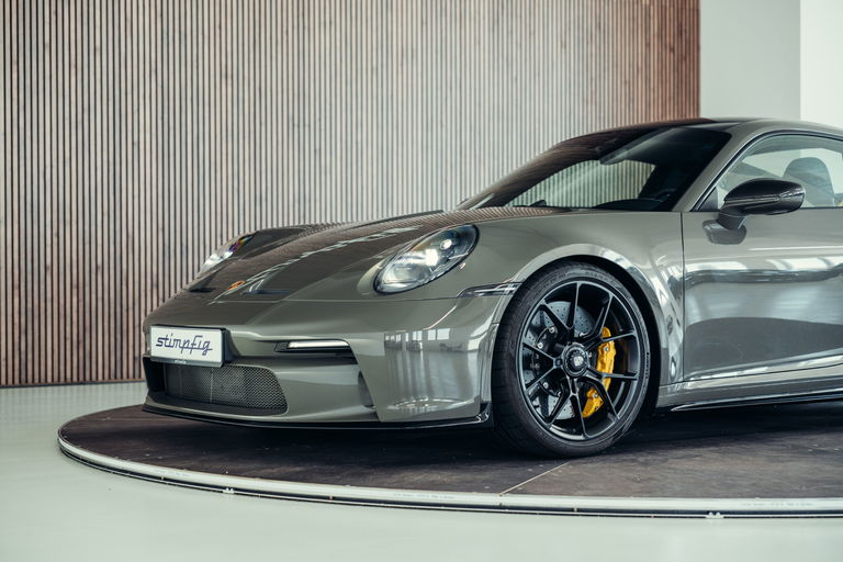 Porsche 992 GT3 Touring