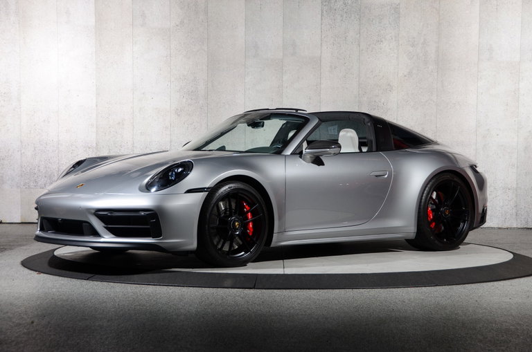 Porsche 992 Targa 4 GTS