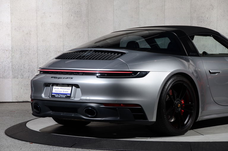 Porsche 992 Targa 4 GTS