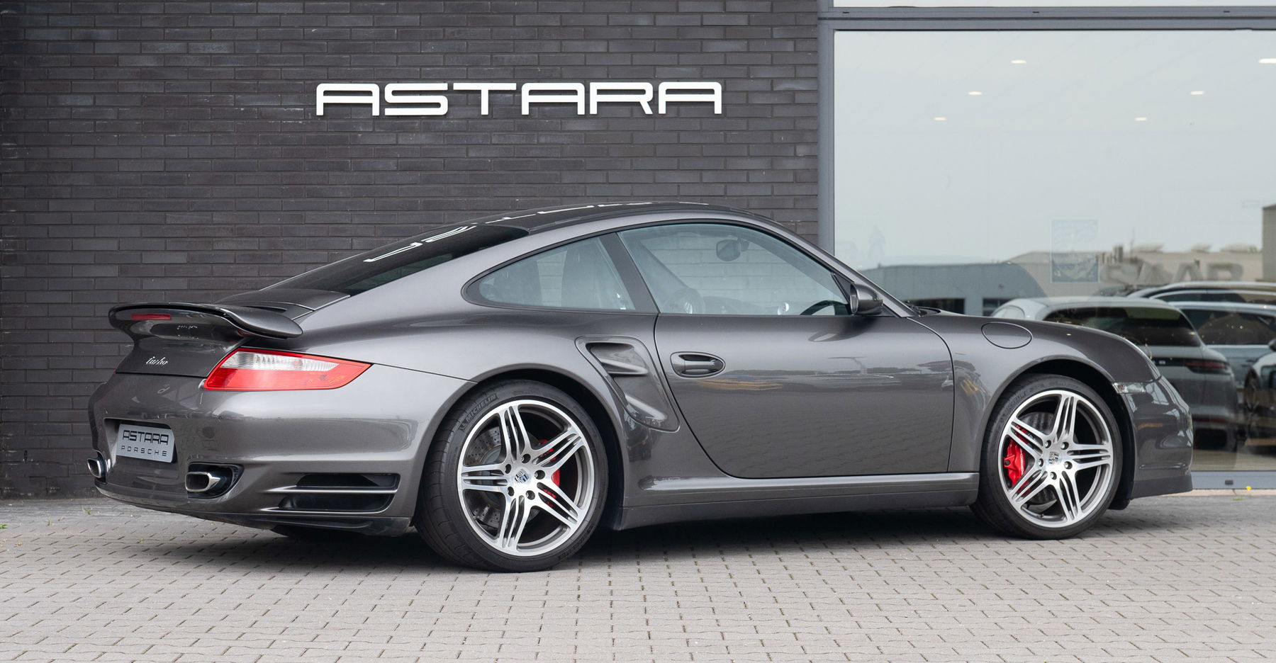 Porsche 997 Turbo 2006 - elferspot.com - Marketplace for