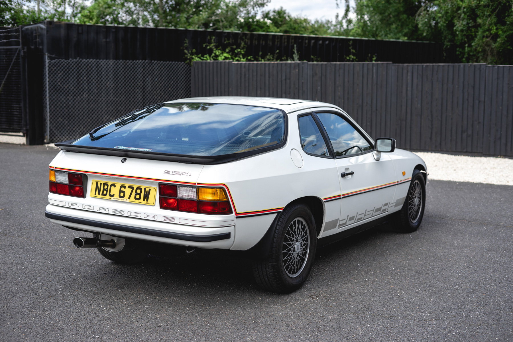 Porsche 924 1980 - elferspot.com - Marketplace for Porsche Sports Cars