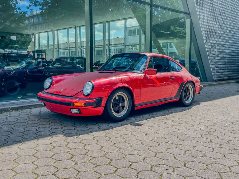 Porsche 911 Carrera 3.2
