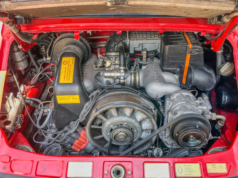 Porsche 911 Carrera 3.2