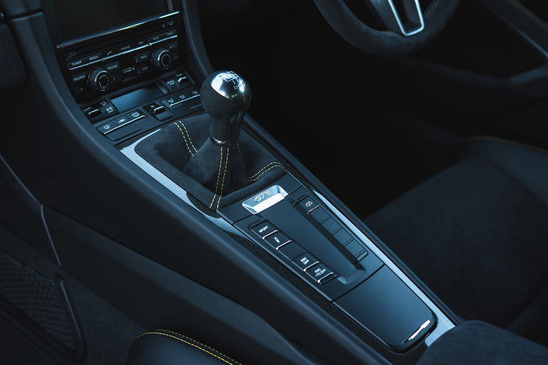 Porsche 981 Cayman GT4