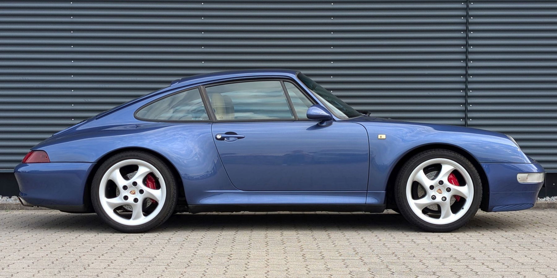 サンフレッチェ Porsche 993 Carrera S 1997 - elferspot.com - Marketplace for
