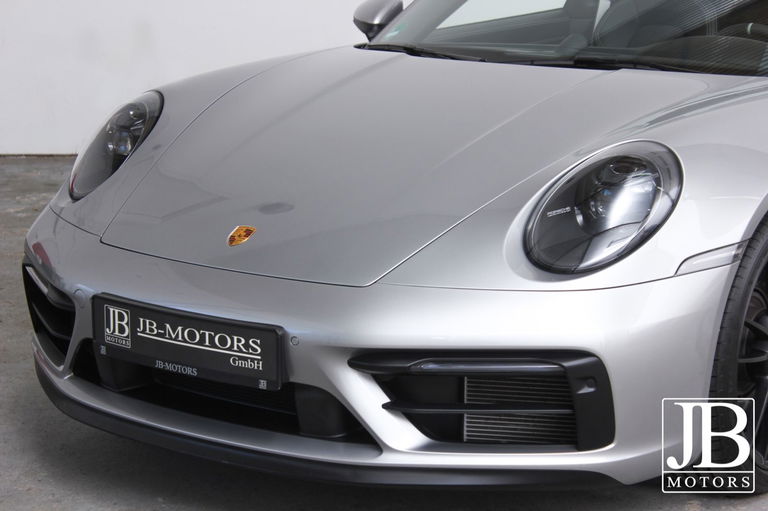 Porsche 992 Targa 4 GTS