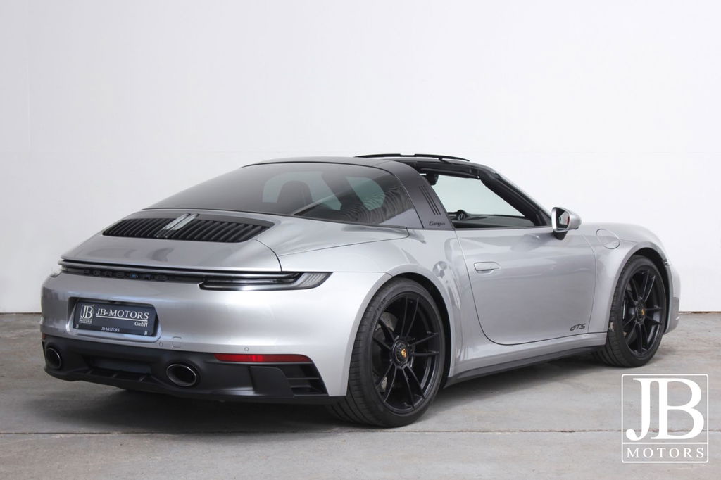 Porsche 992 Targa 4 GTS