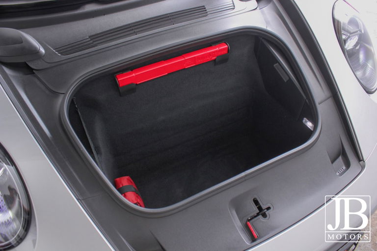 Porsche 992 Targa 4 GTS