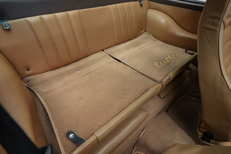 Porsche 911 Turbo 3.3