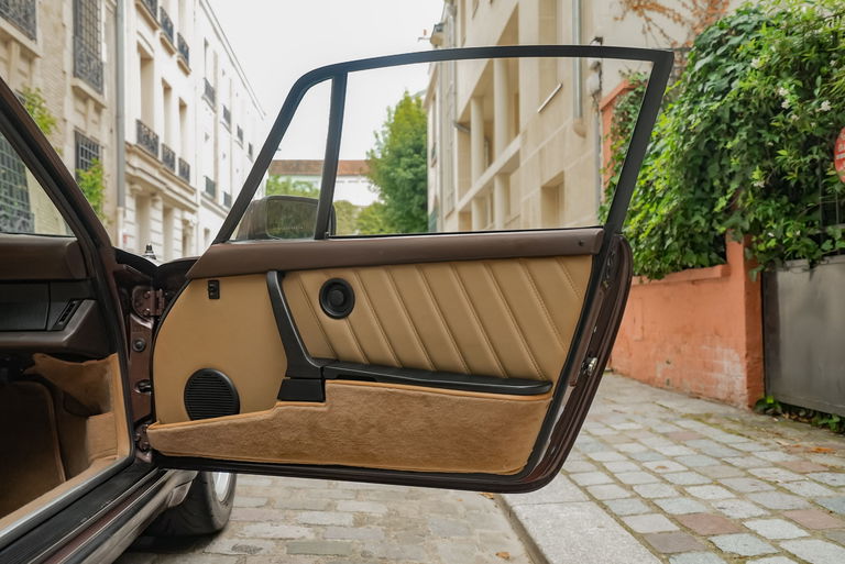 Porsche 911 Turbo 3.3