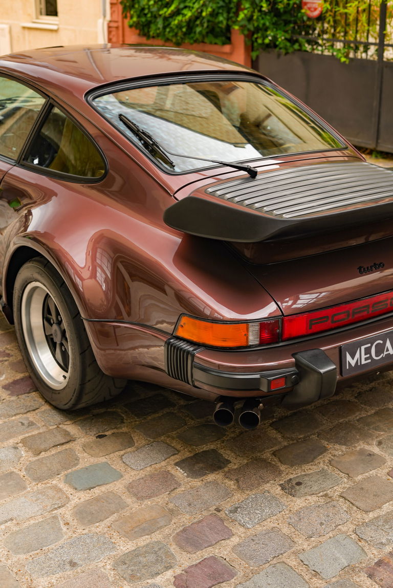 Porsche 911 Turbo 3.3