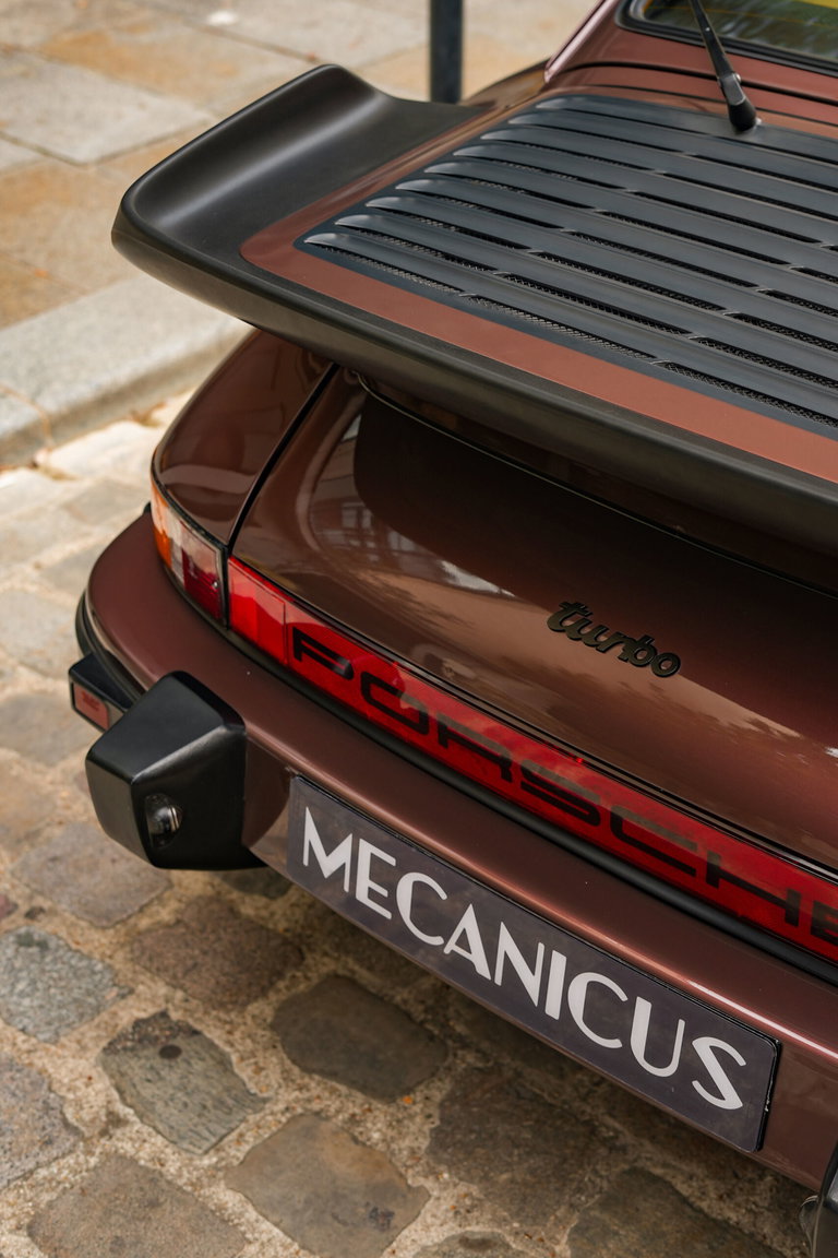Porsche 911 Turbo 3.3