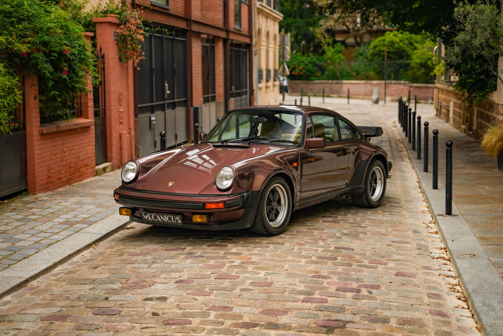 Porsche 911 Turbo 3.3