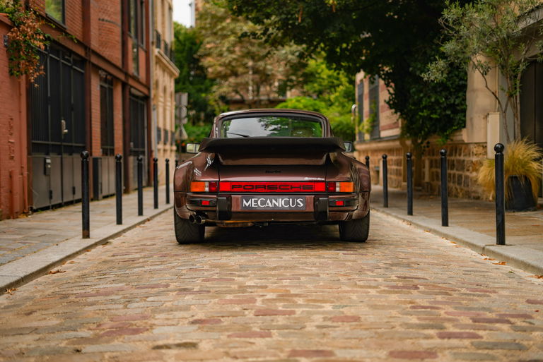 Porsche 911 Turbo 3.3