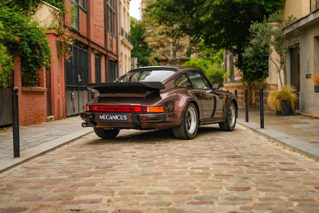 Porsche 911 Turbo 3.3