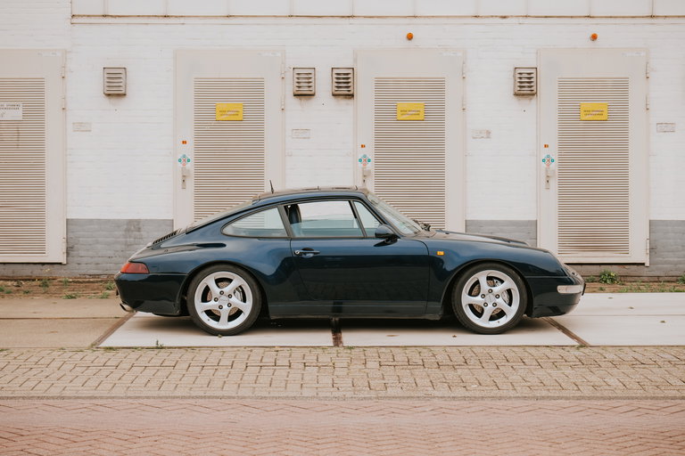 Porsche 993 Carrera 4
