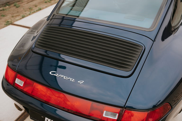 Porsche 993 Carrera 4