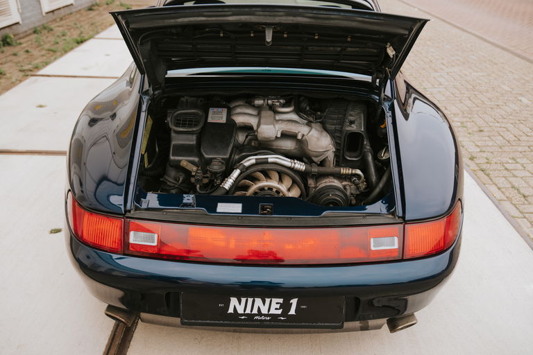 Porsche 993 Carrera 4