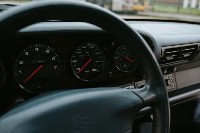 Porsche 993 Carrera 4