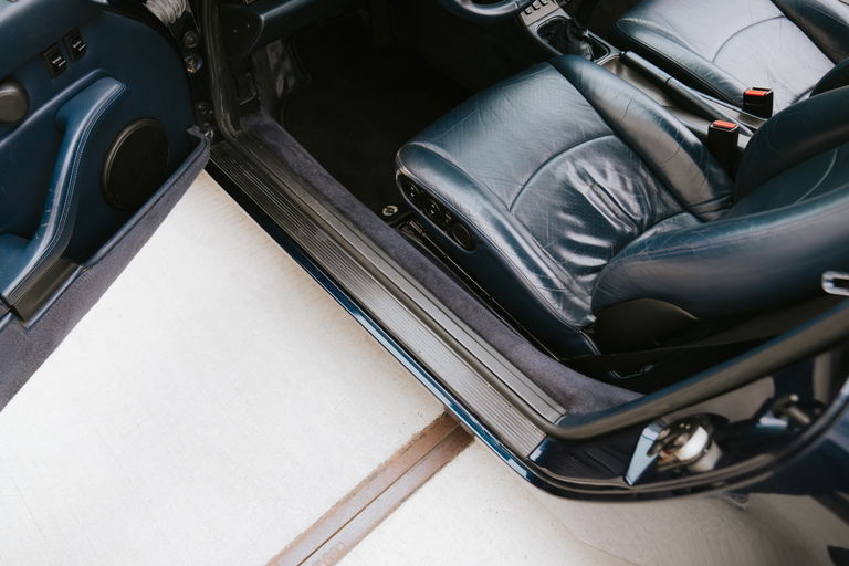 Porsche 993 Carrera 4