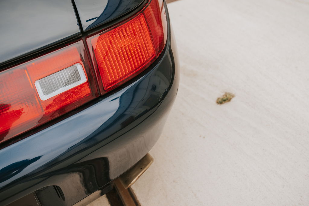 Porsche 993 Carrera 4